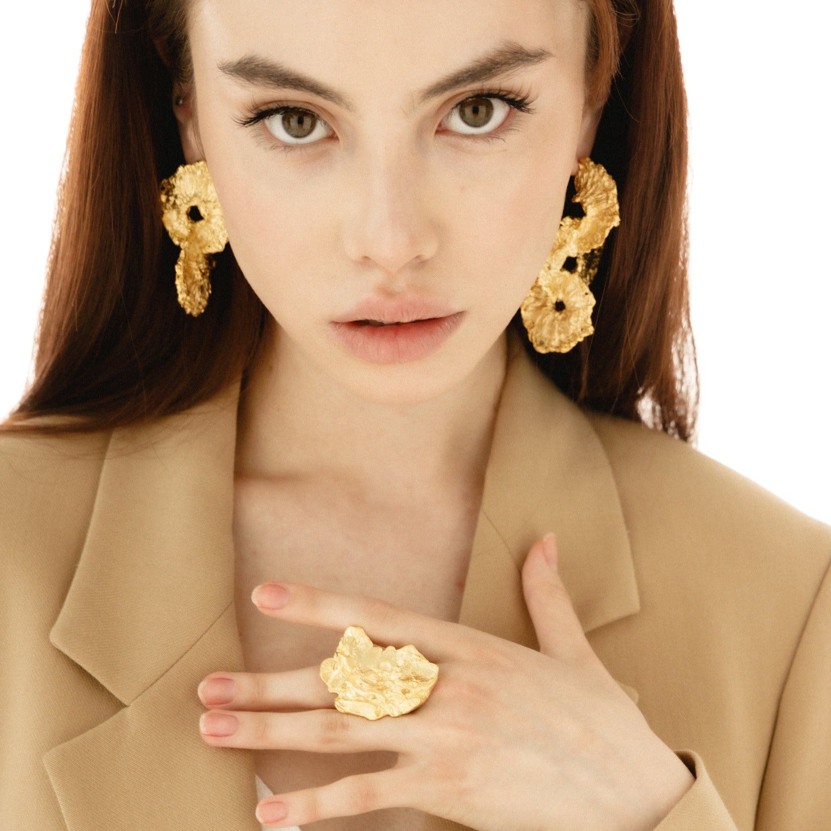 Colors of shadow 02E