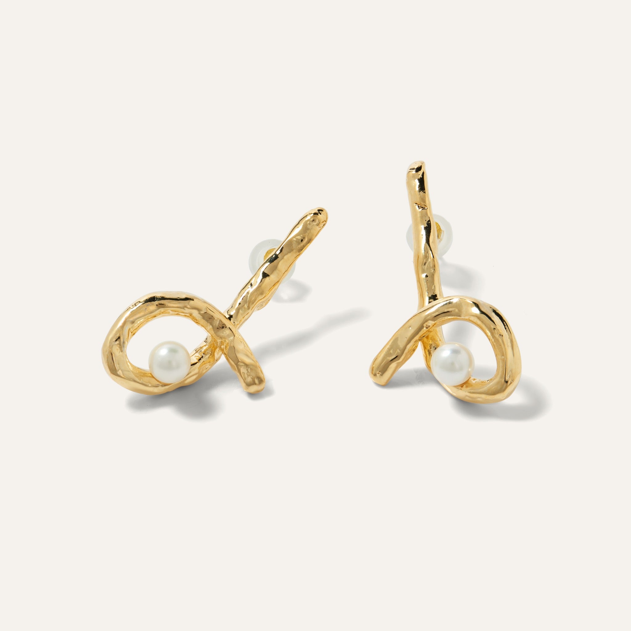 Glossy Curve Earring