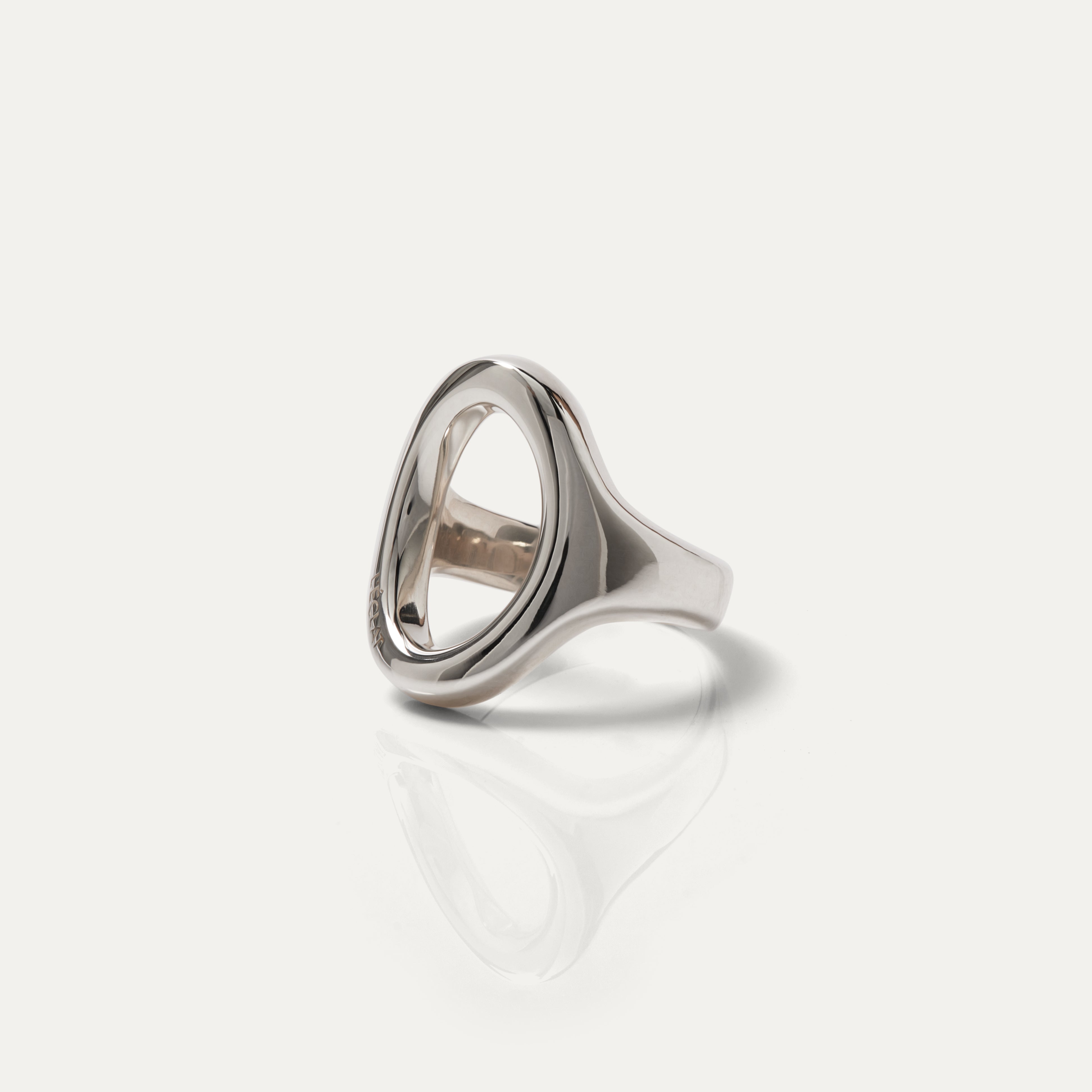 ESSENTIAL RING SILVER