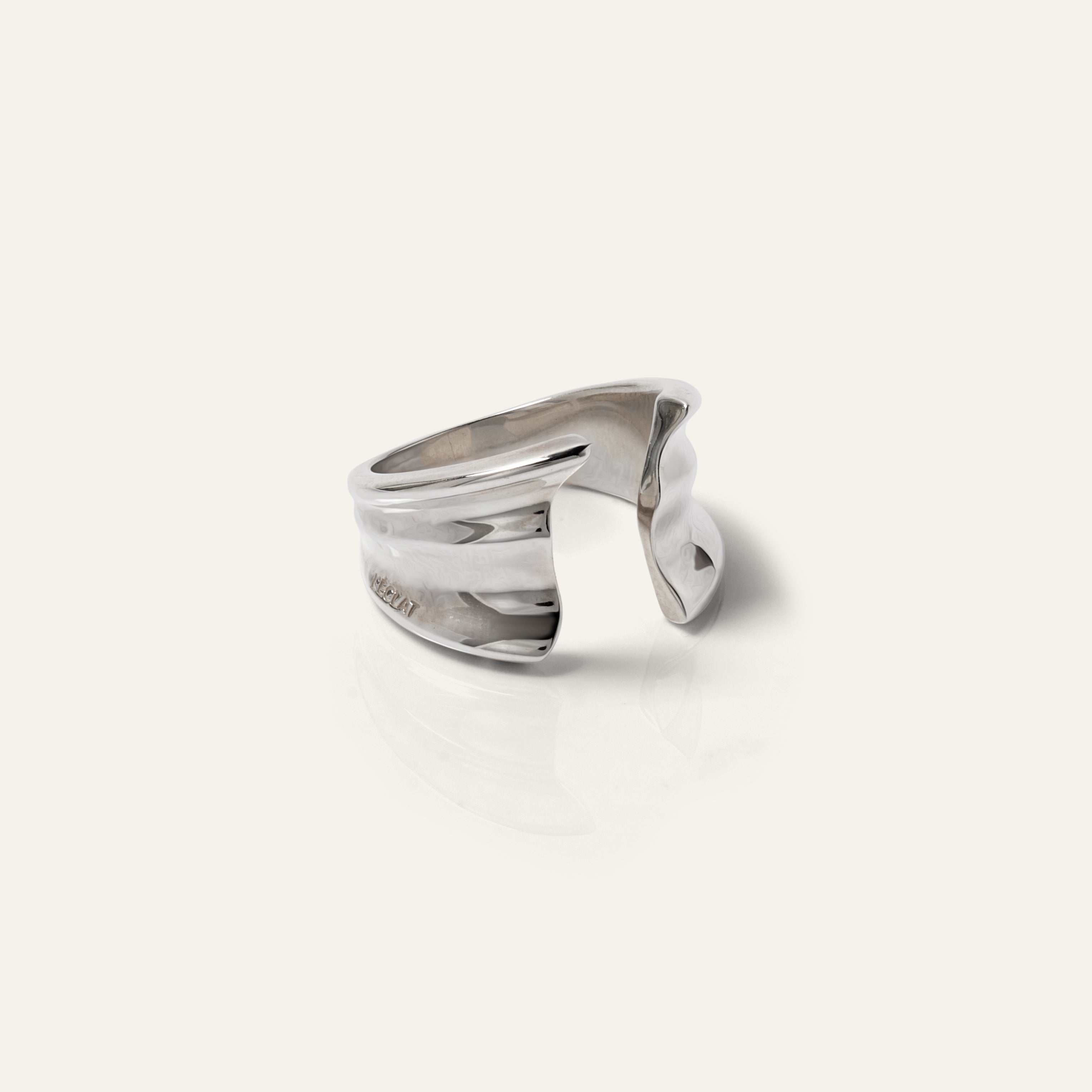 MOIRE COUPE RING